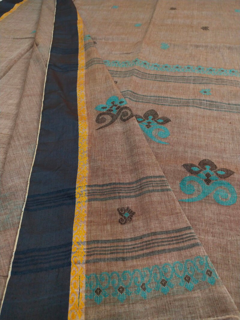 Light Brown Bengal Handloom Cotton Saree - Image 4