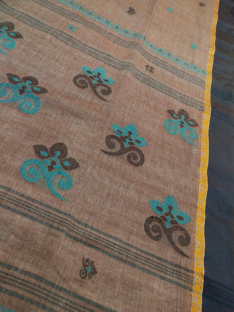Light Brown Bengal Handloom Cotton Saree - Image 5