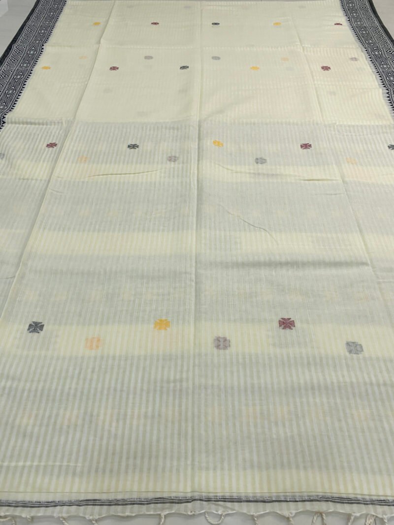 Handloom Pure Cotton Off-White Jamdani Saree - Image 3