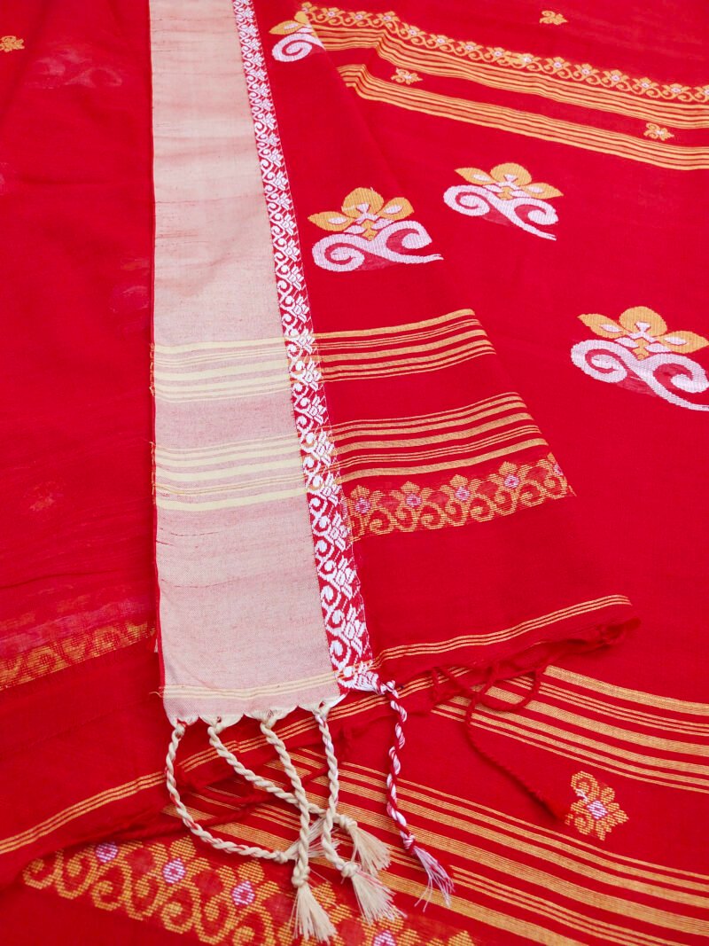 Red Bengal Handloom Cotton Saree - Image 3
