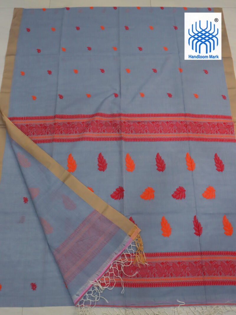 Ash Gray Bengal Handloom Cotton Saree - Image 2