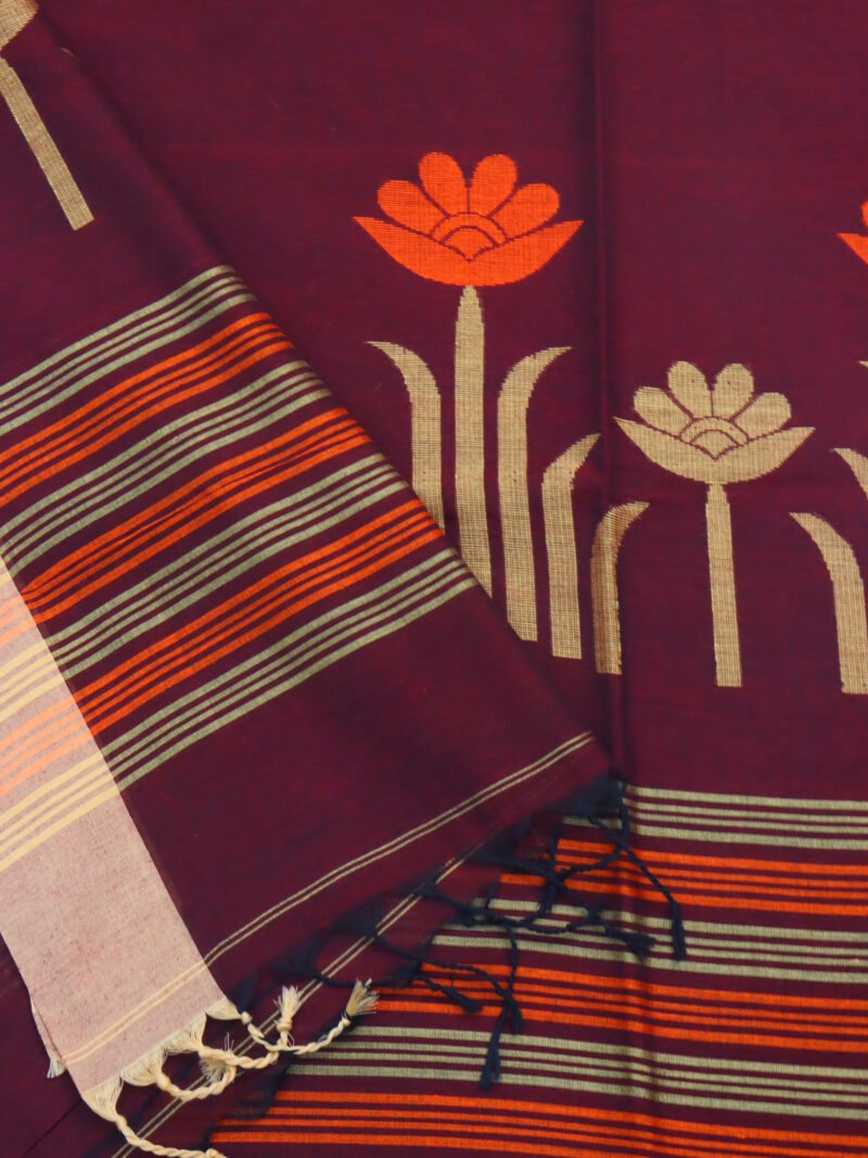Maroon Handloom Khadi Cotton Jamdani Saree - Image 5