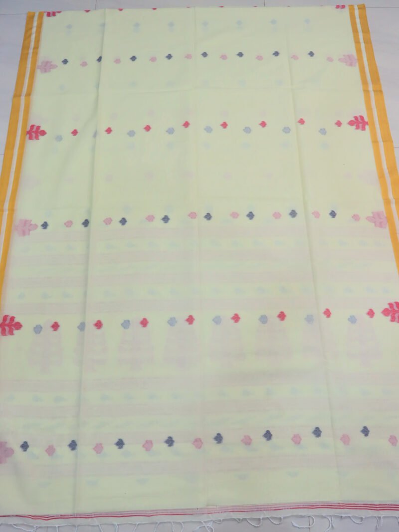 Off White Handloom Khadi Cotton Dhakai Jamdani Saree - Image 6