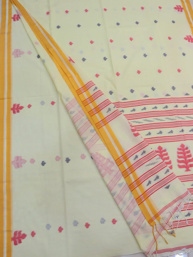 Off White Handloom Khadi Cotton Dhakai Jamdani Saree - Image 3