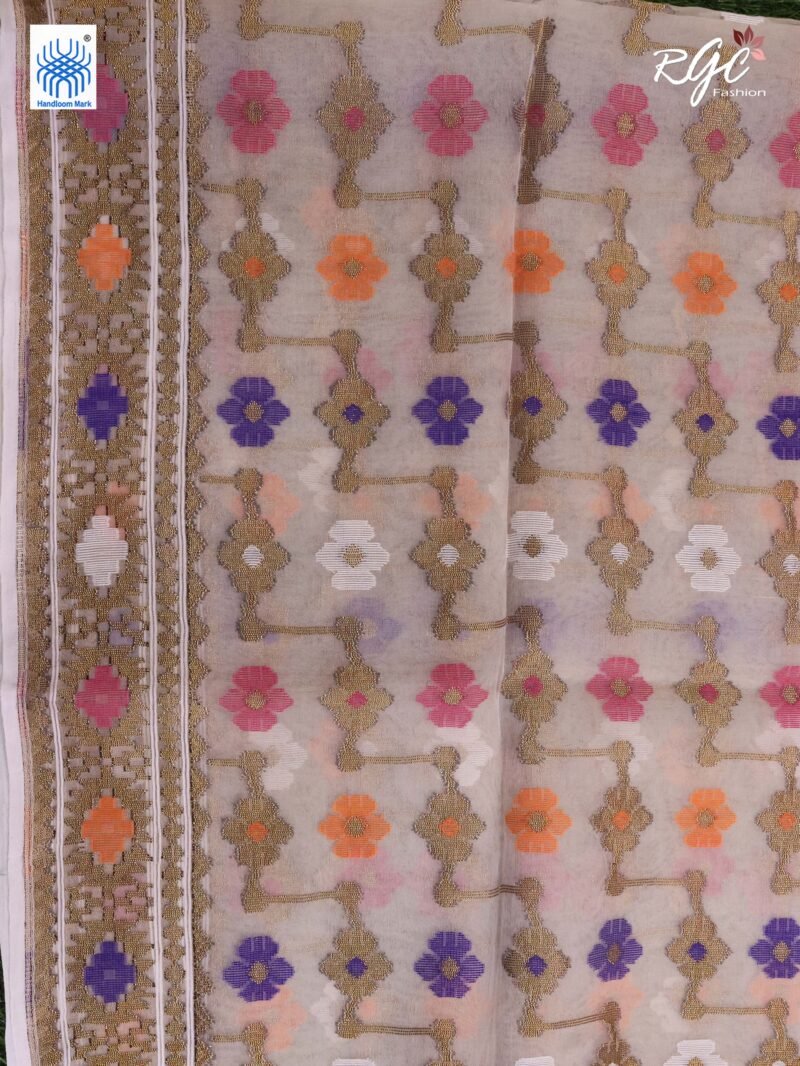 Pinkish White Pure Resham Dhakai Muslin Jamdani Saree - Image 7