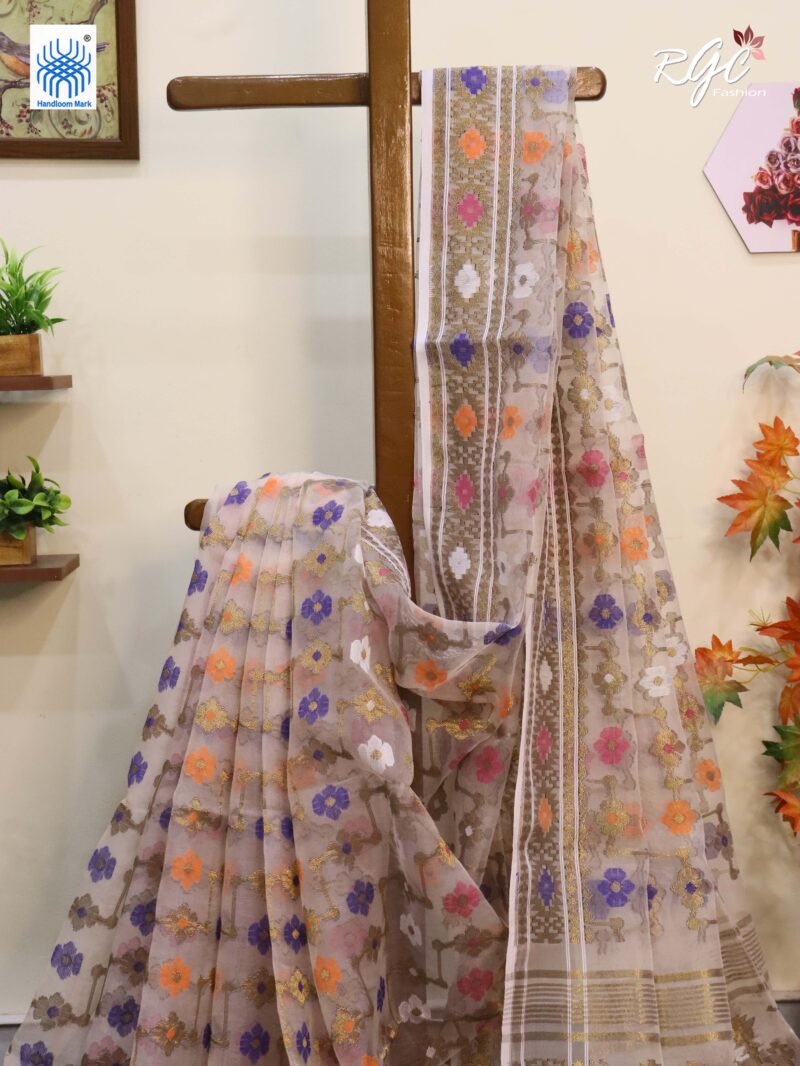Pinkish White Pure Resham Dhakai Muslin Jamdani Saree - Image 3