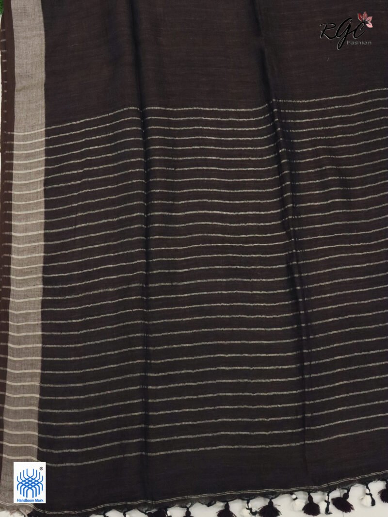 Brown Linen Palin Silver Zari Border Saree - Image 7