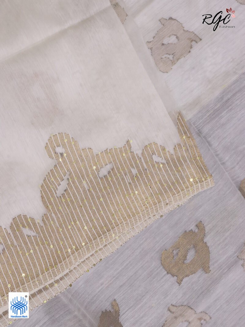 Off-white Matka Muslin Silk Antique Zari Sequence Work Jamdani Saree - Image 3