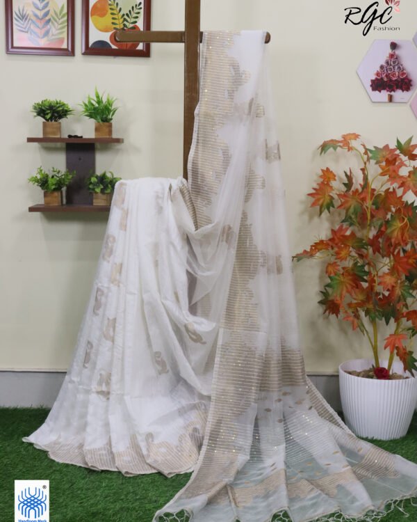 Off-white Matka Muslin Silk Antique Zari Sequence Work Jamdani Saree