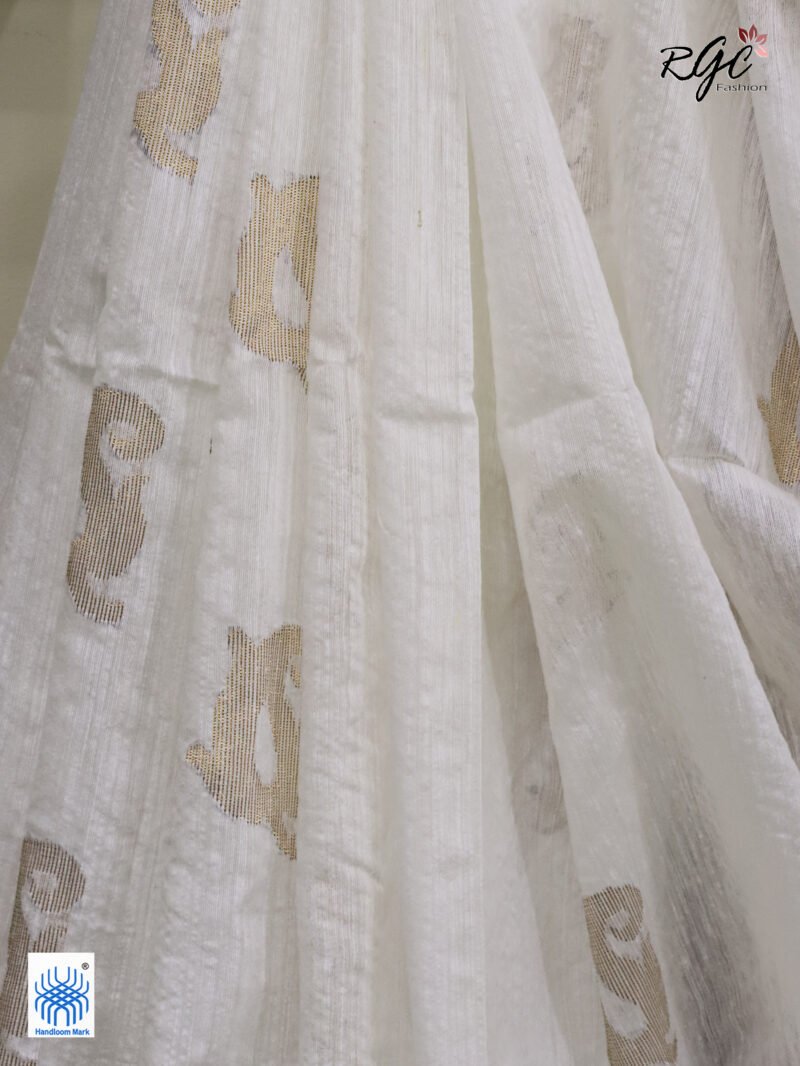 Off-white Matka Muslin Silk Antique Zari Sequence Work Jamdani Saree - Image 9