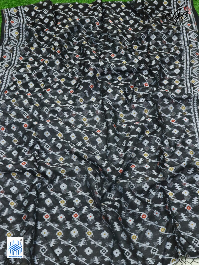 Black Pure Resham Dhakai Muslin Jamdani Saree - Image 5