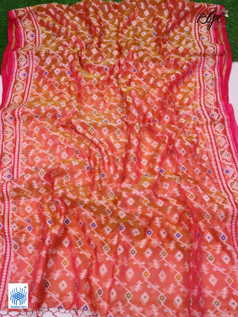 Dual Tone Pure Resham Dhakai Muslin Jamdani Saree - Image 6