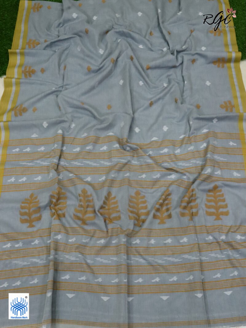 French Gray Handloom Khadi Cotton Dhakai Jamdani Saree - Image 3