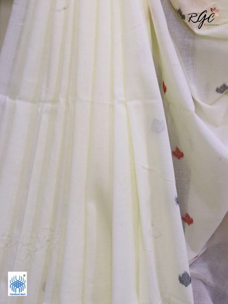 Off White Handloom Khadi Cotton Dhakai Jamdani Saree - Image 11