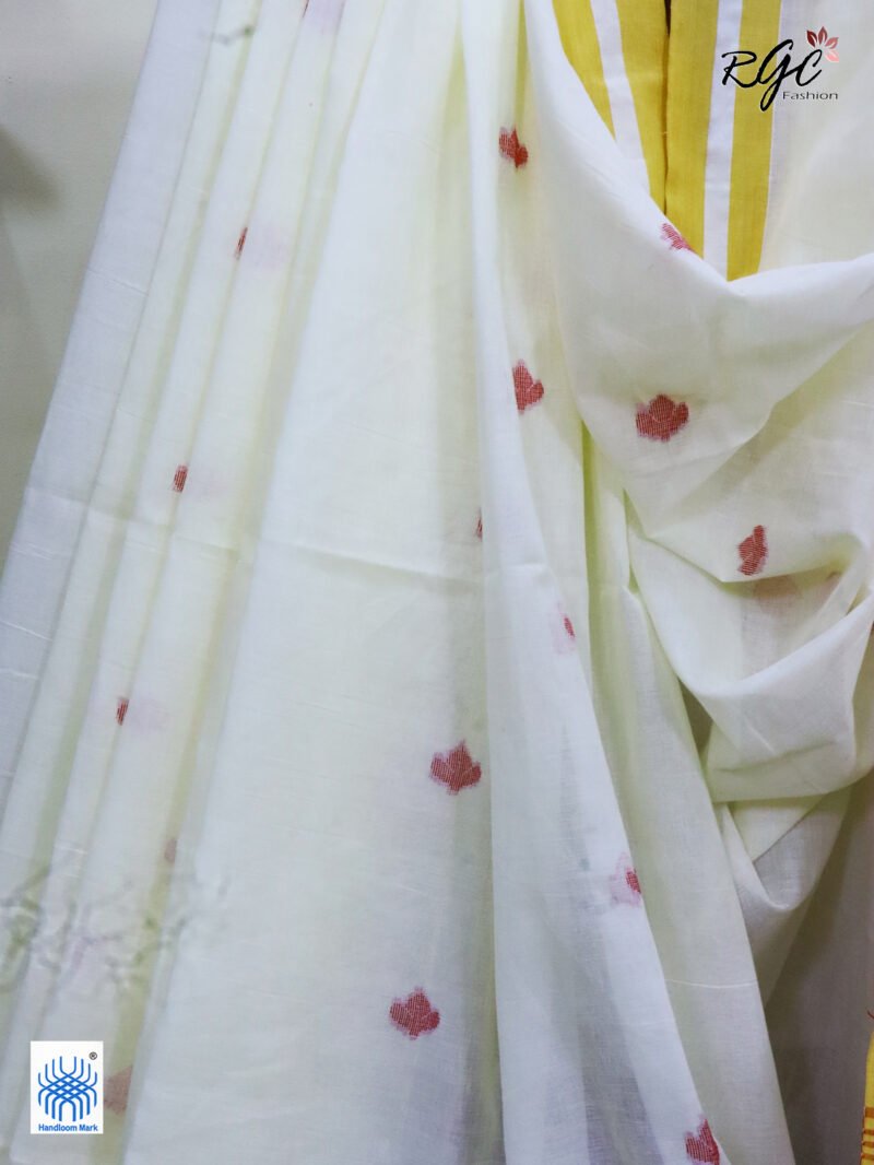 Off White Handloom Khadi Cotton Dhakai Jamdani Saree - Image 7