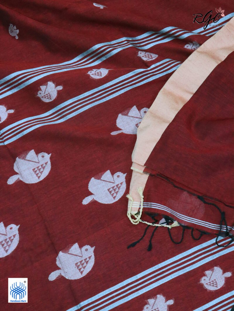 Maroon Pure Cotton Bird Jamdani Handloom Saree - Image 4