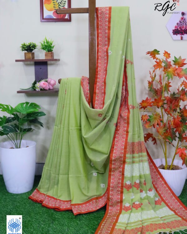 Tan Green Pure Cotton Bengal Traditional Handloom Jamdani Saree