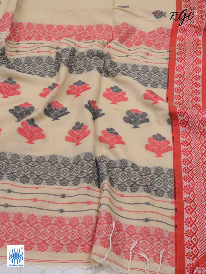 Very Light Brown Pure Cotton Bengal Traditional Handloom Jamdani Saree - Image 4