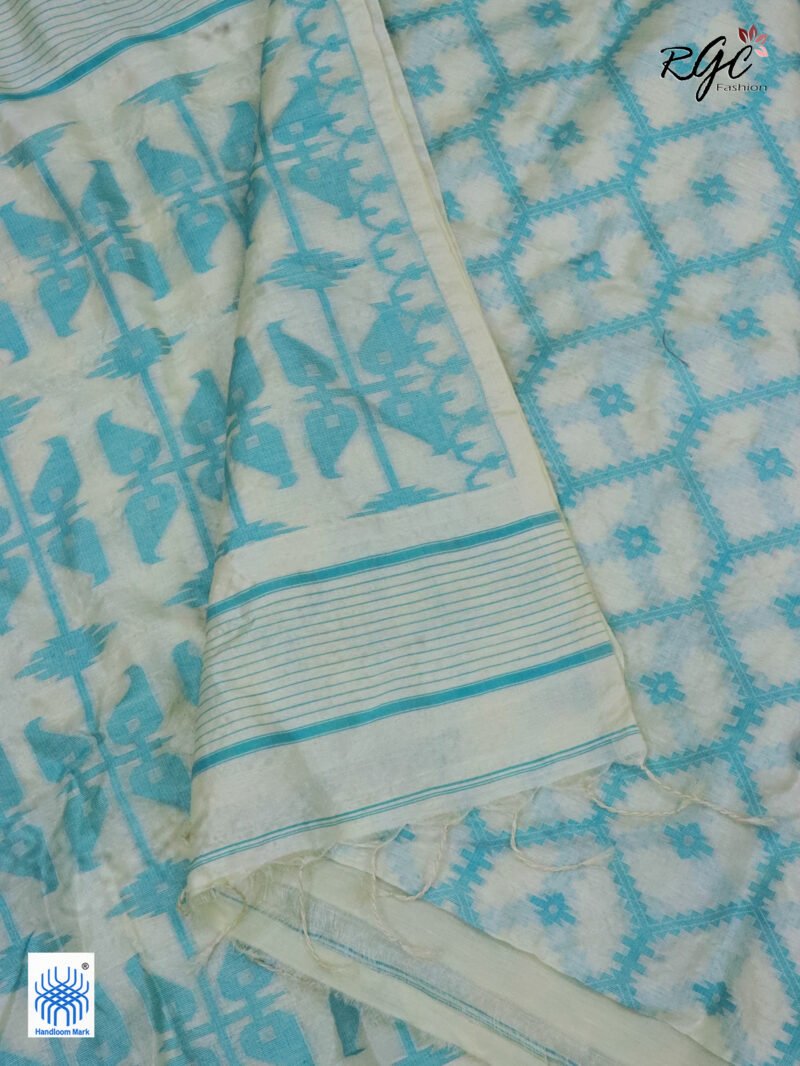 Off-White Pure Handloom Gachi Tussar Allover Jamdani Saree - Image 6