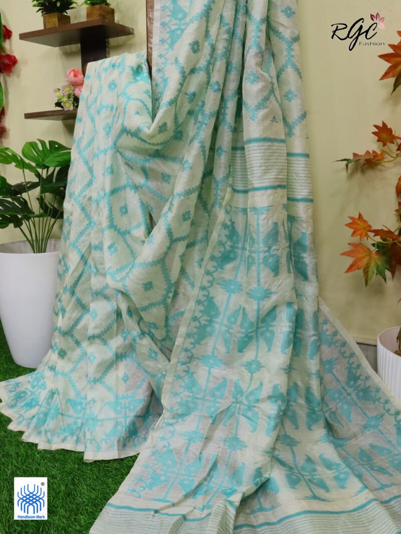Off-White Pure Handloom Gachi Tussar Allover Jamdani Saree - Image 2