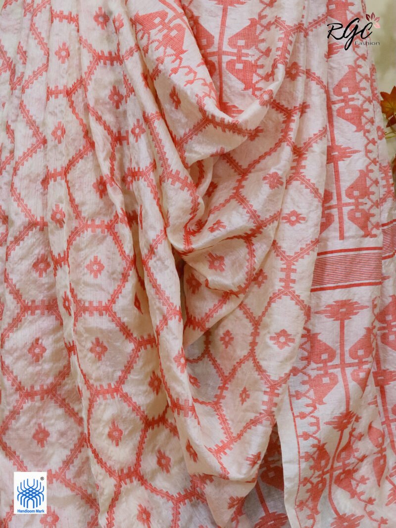 Off-White Pure Handloom Gachi Tussar Allover Jamdani Saree - Image 3