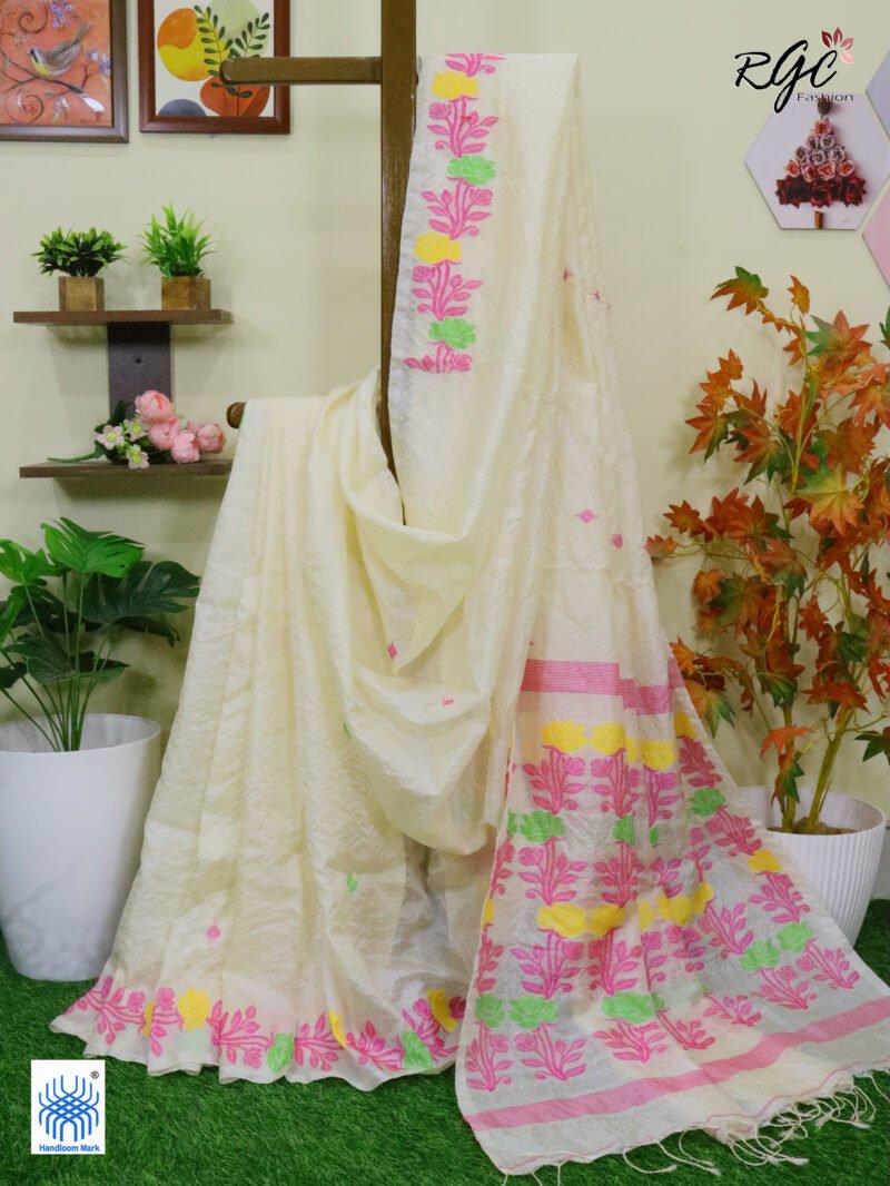 Vanilla Pure Handloom Gachi Tussar Jamdani Saree
