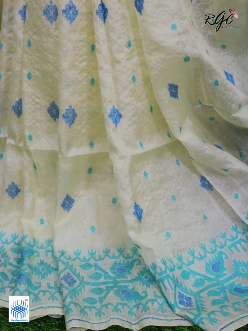 Off-White Pure Handloom Gachi Tussar Allover Jamdani Saree - Image 3