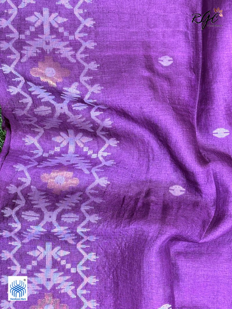 Purple Handloom Pure Gachi Tussar Jamdani Saree - Image 5