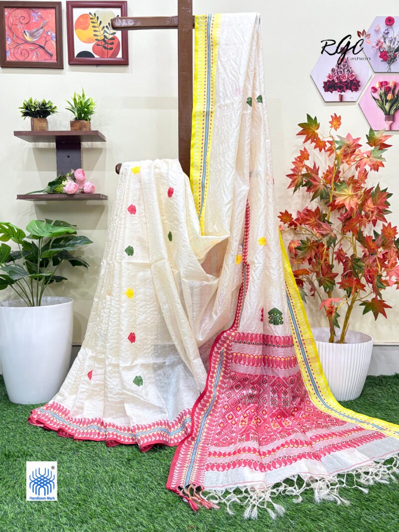 Off-White Pure Tussar Bengal Traditional Handloom Jamdani Saree