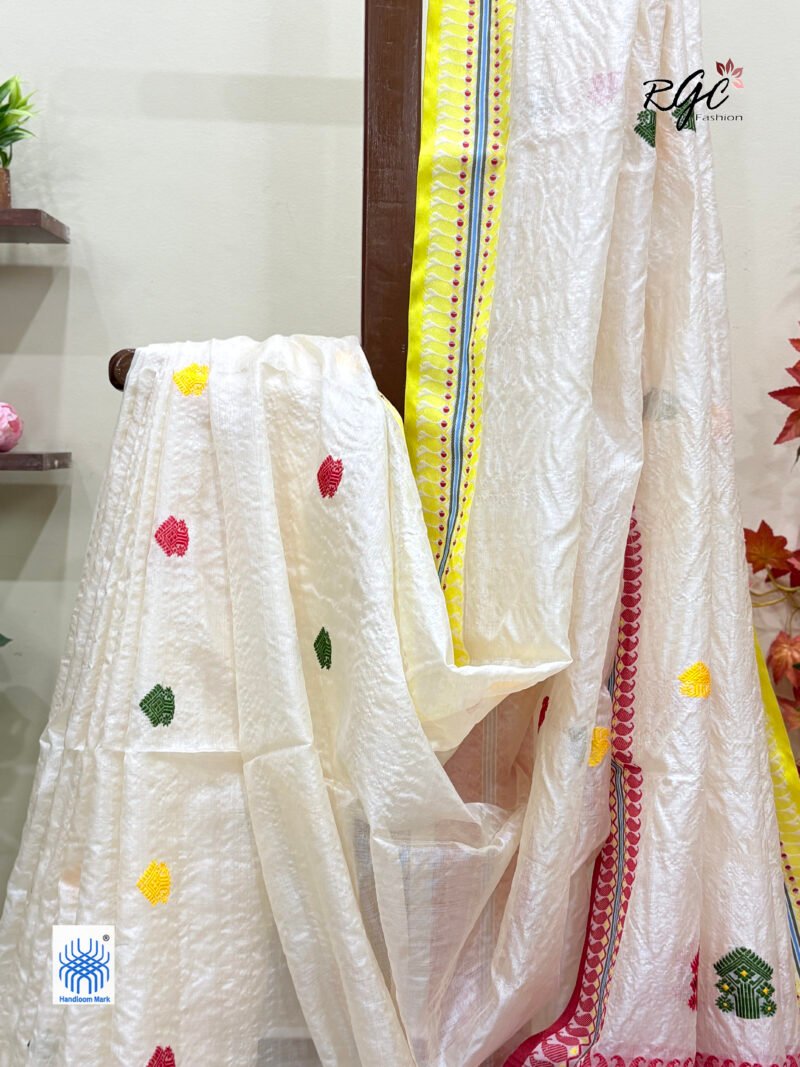 Off-White Pure Tussar Bengal Traditional Handloom Jamdani Saree - Image 4