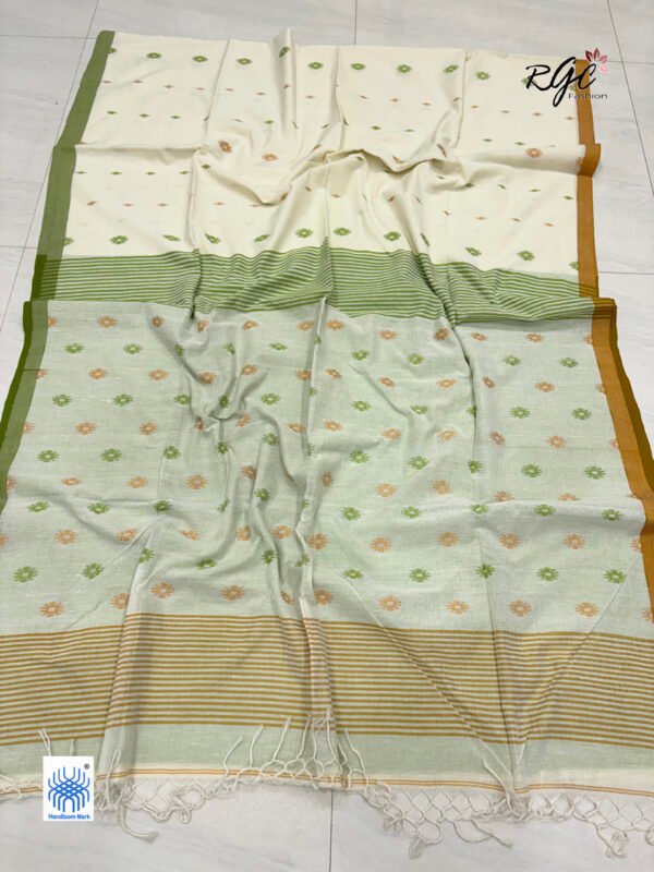 Off-White Handloom Mulmul Cotton Dhakai Jamdani Saree