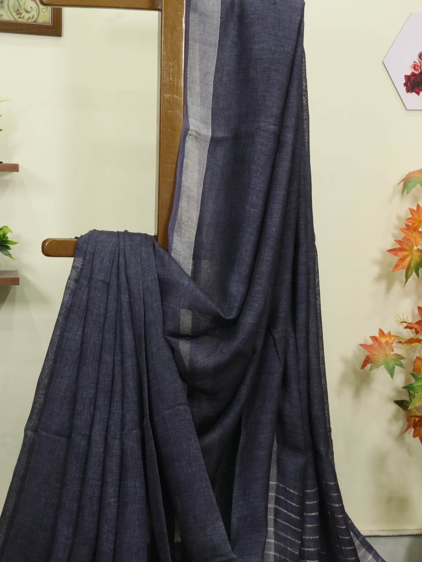 Grayish Black Linen Palin Silver Zari Border Saree - Image 10
