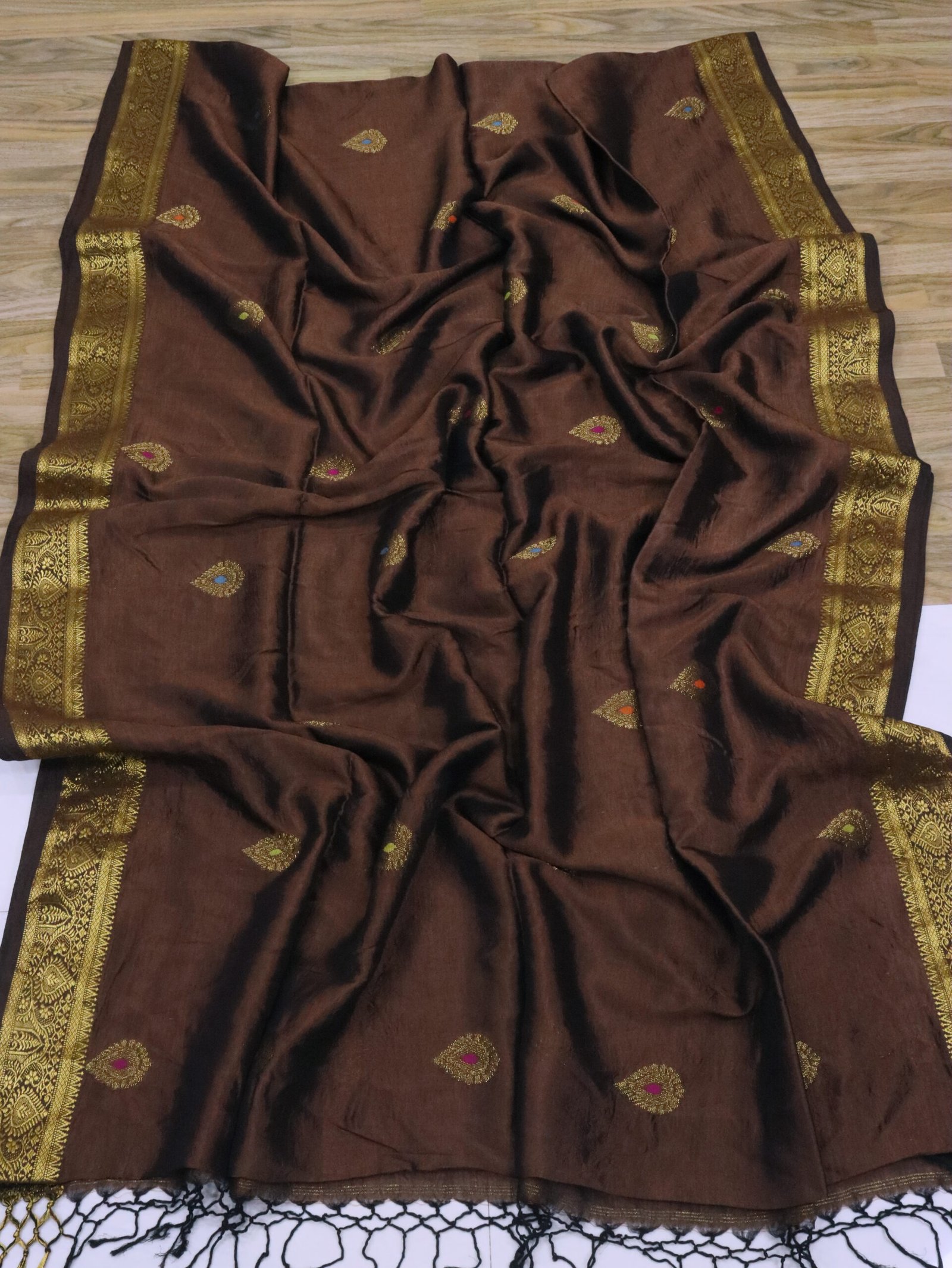 Brown Bengal Handloom Katan Silk Kanjivaram Saree - Image 7