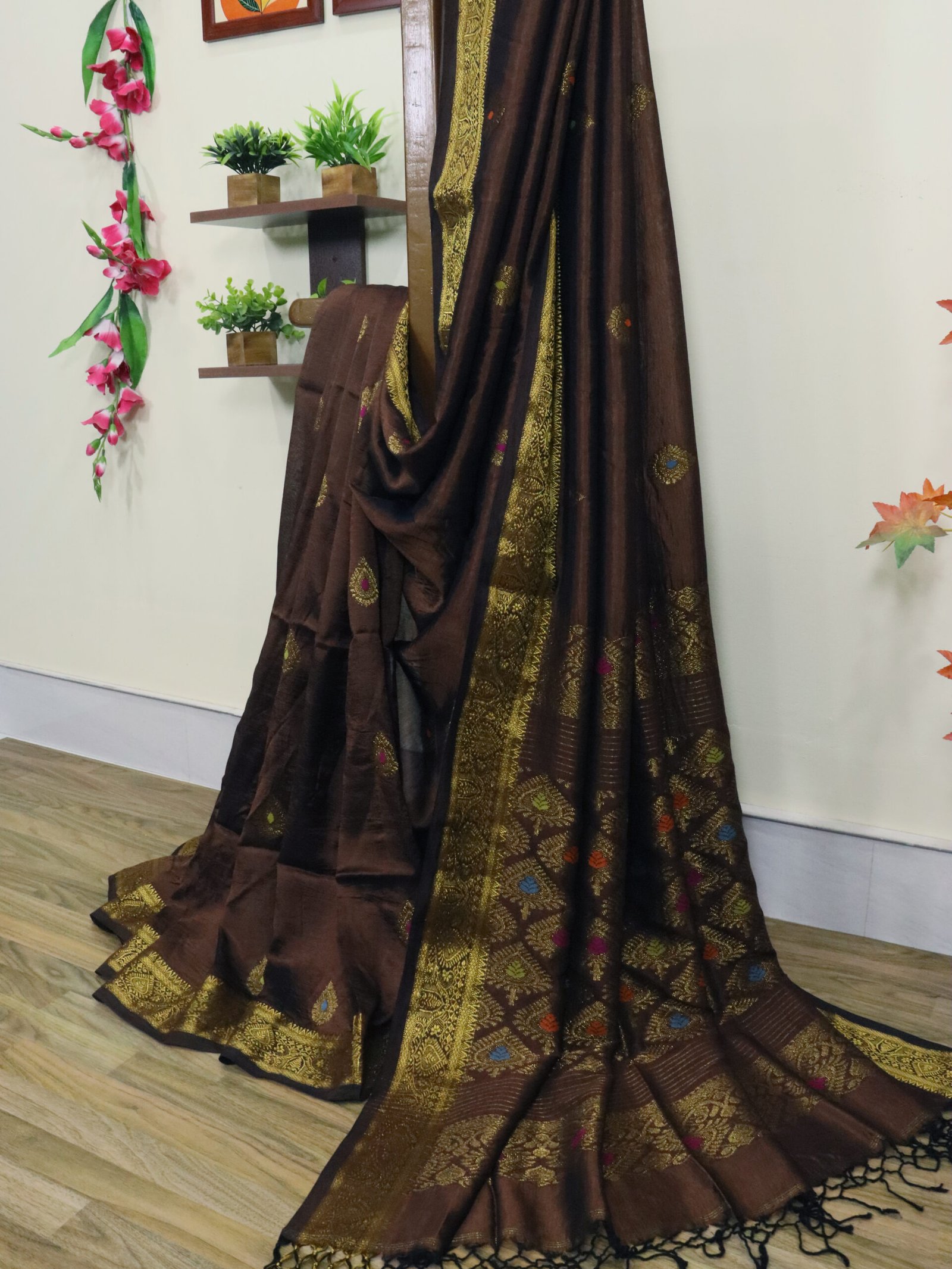 Brown Bengal Handloom Katan Silk Kanjivaram Saree - Image 4
