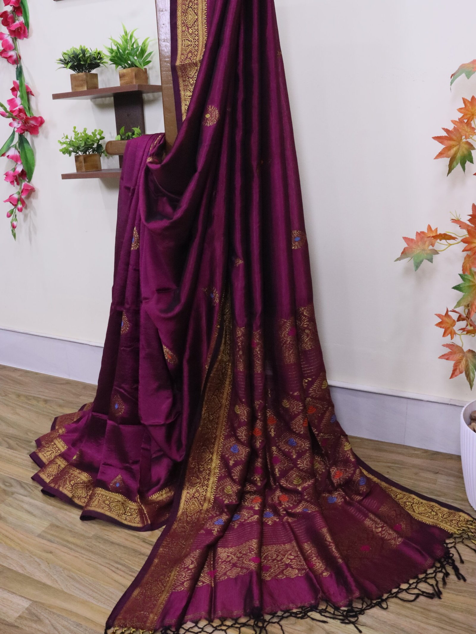 Beetroot Bengal Handloom Katan Silk Kanjivaram Saree - Image 3