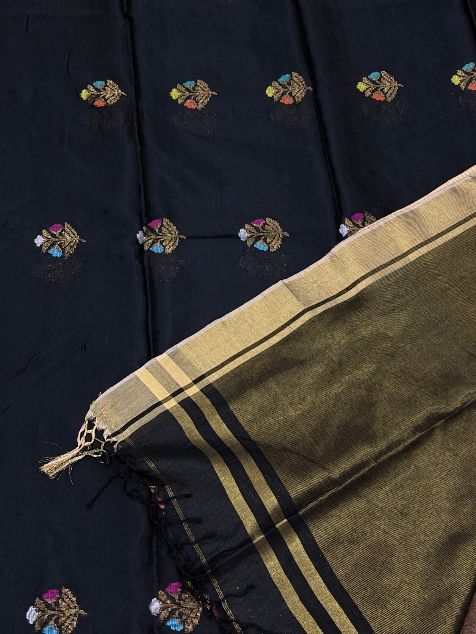Black Katan Silk Jamdani Saree with Blouse Piece - Image 8